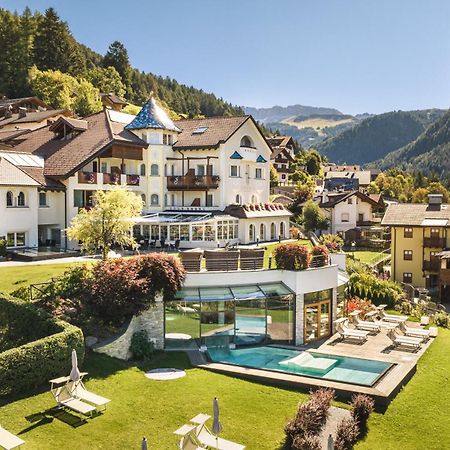 Alpenheim Charming & Spa Hotel Ortisei Eksteriør billede