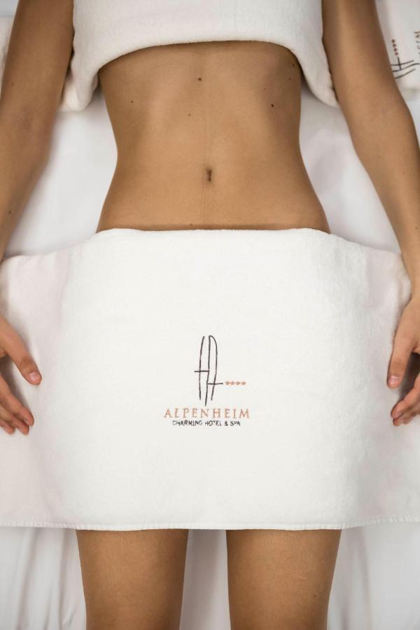Alpenheim Charming & Spa Hotel Ortisei Eksteriør billede