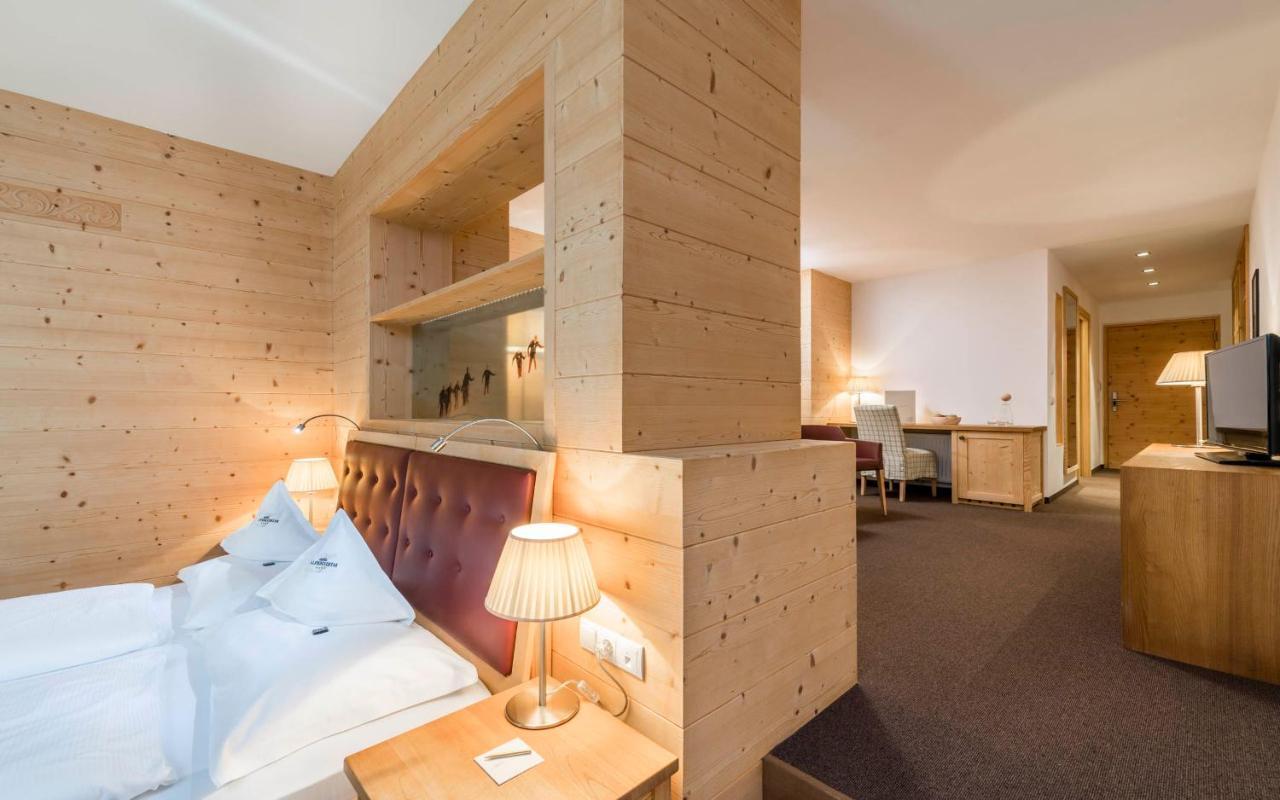 Alpenheim Charming & Spa Hotel Ortisei Eksteriør billede