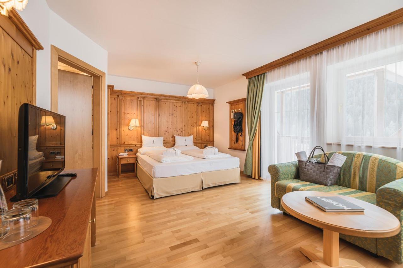 Alpenheim Charming & Spa Hotel Ortisei Eksteriør billede