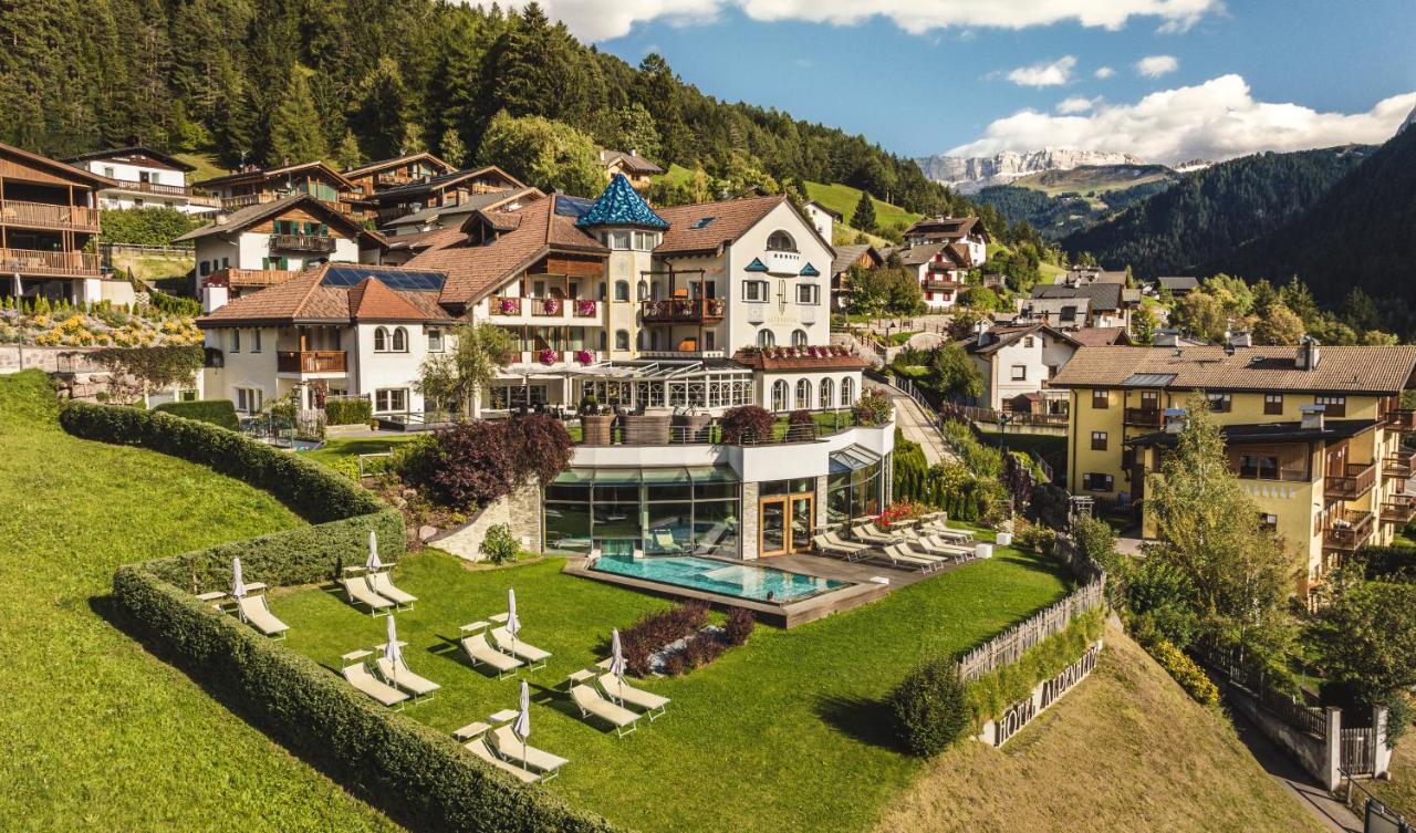 Alpenheim Charming & Spa Hotel Ortisei Eksteriør billede