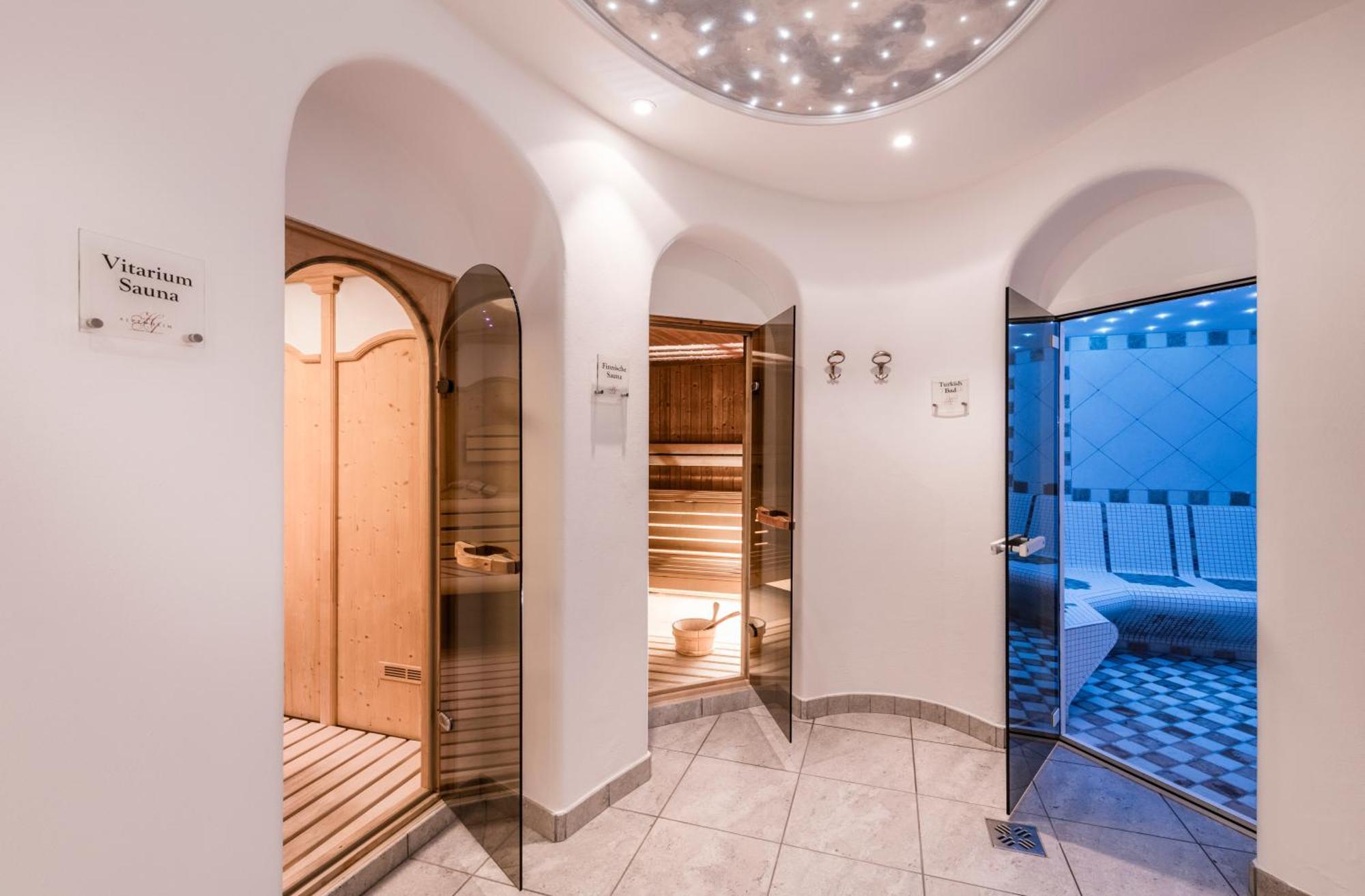 Alpenheim Charming & Spa Hotel Ortisei Eksteriør billede