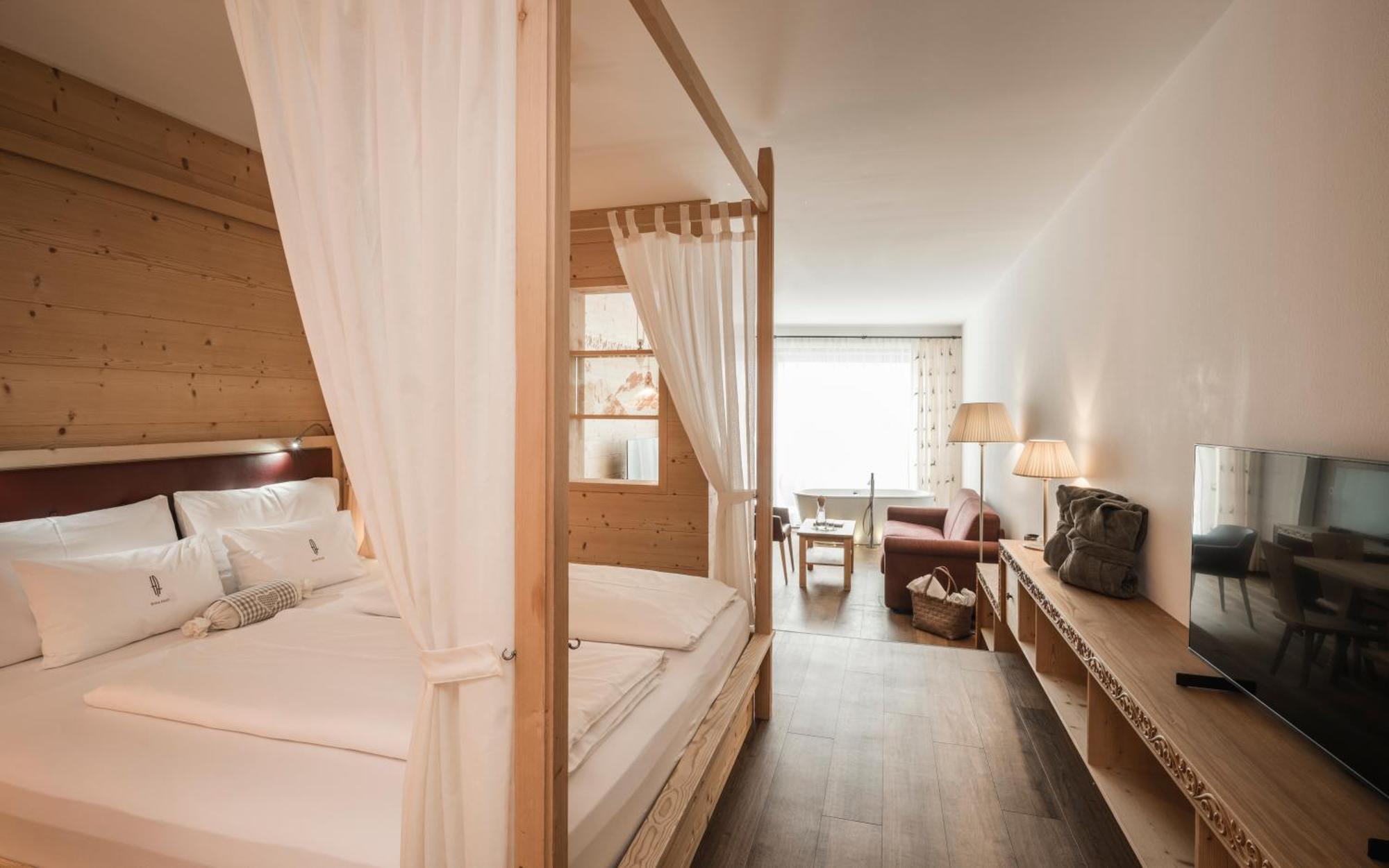 Alpenheim Charming & Spa Hotel Ortisei Eksteriør billede